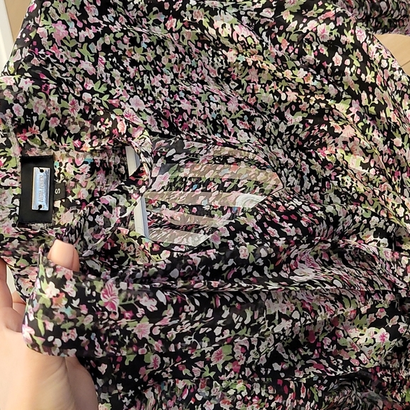 Floral dress - Picture 4 of 5